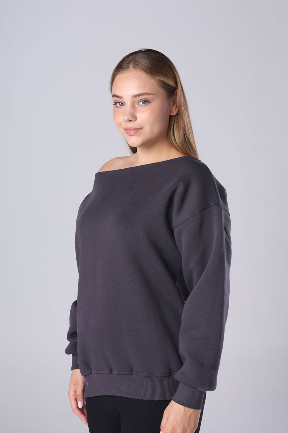 Off-Shoulder Fleece Sweatshirt - Image 35