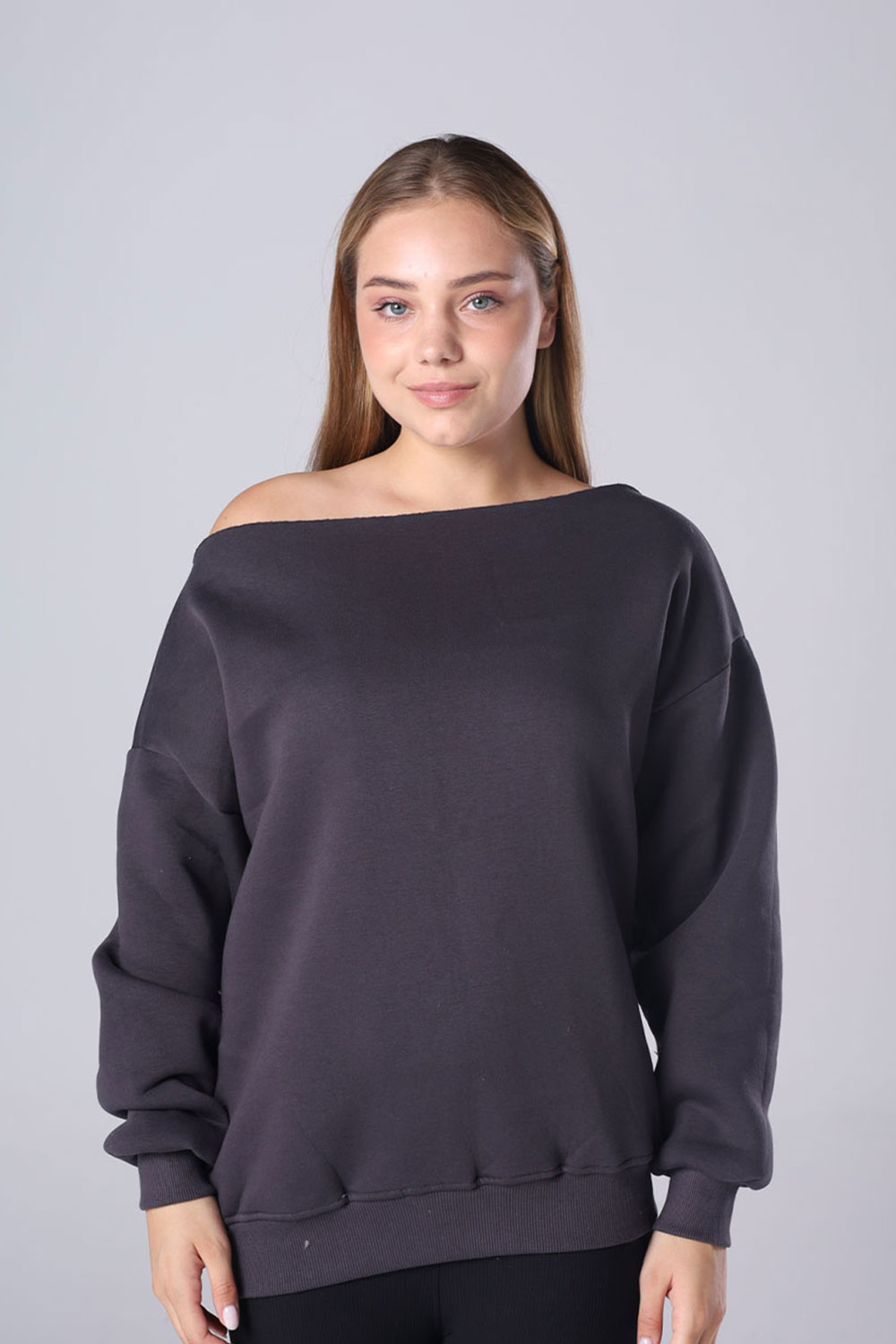 Off-Shoulder Fleece Sweatshirt - Image 34