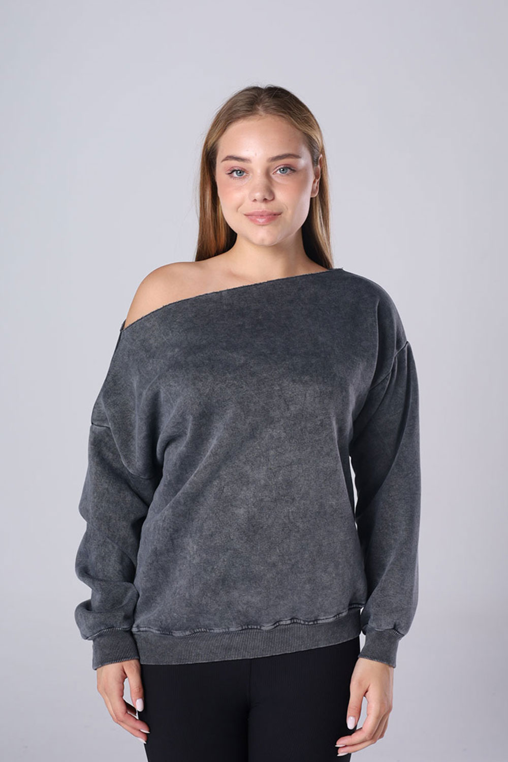 Off-Shoulder Fleece Sweatshirt - Image 30