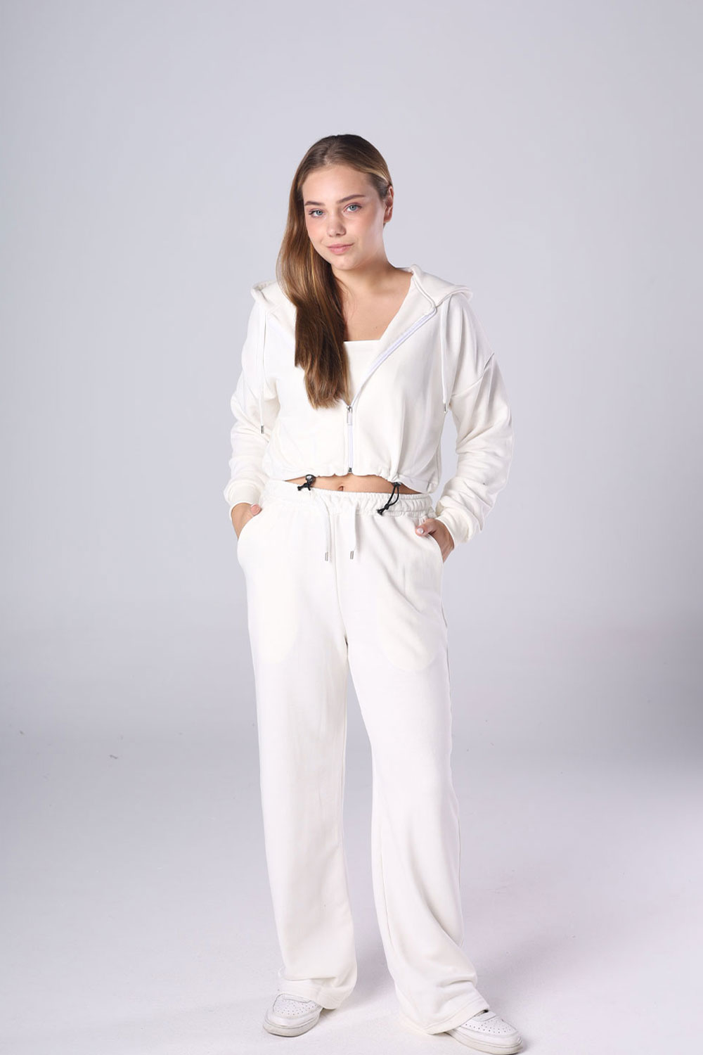 Cropped Full-Zip Tracksuit Set – 3 piece - Image 6