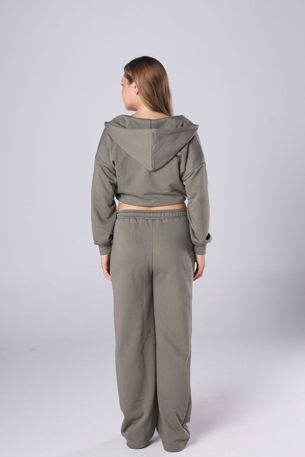 Cropped Full-Zip Tracksuit Set – 3 piece - Image 14