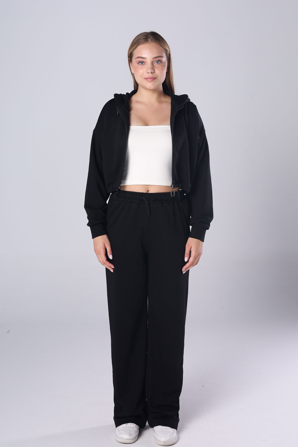 Cropped Full-Zip Tracksuit Set – 3 piece - Image 2